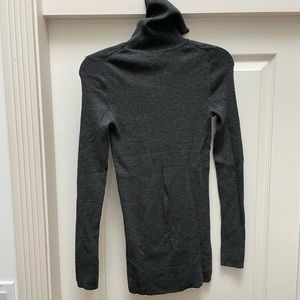 Theory Charcoal Gray Ribbed Sweater